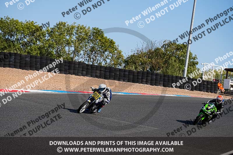 enduro digital images;event digital images;eventdigitalimages;mallory park;mallory park photographs;mallory park trackday;mallory park trackday photographs;no limits trackdays;peter wileman photography;racing digital images;trackday digital images;trackday photos